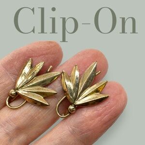 Vintage Leaf Screw-Back Earrings 1/20 12K GF